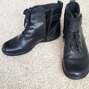 New Clarks Cushion Soft Combat Boots
